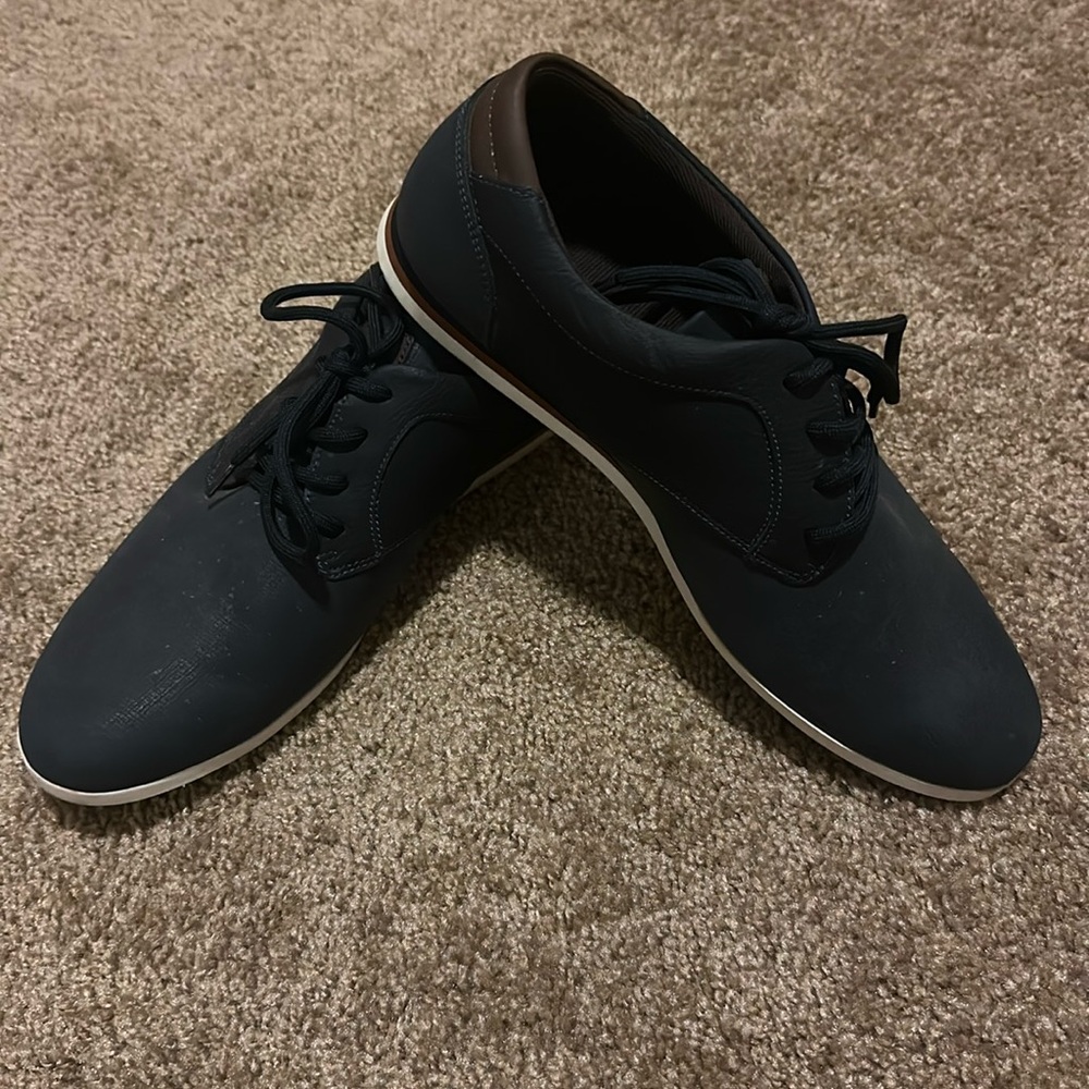 Navy Aldo men’s dress shoes